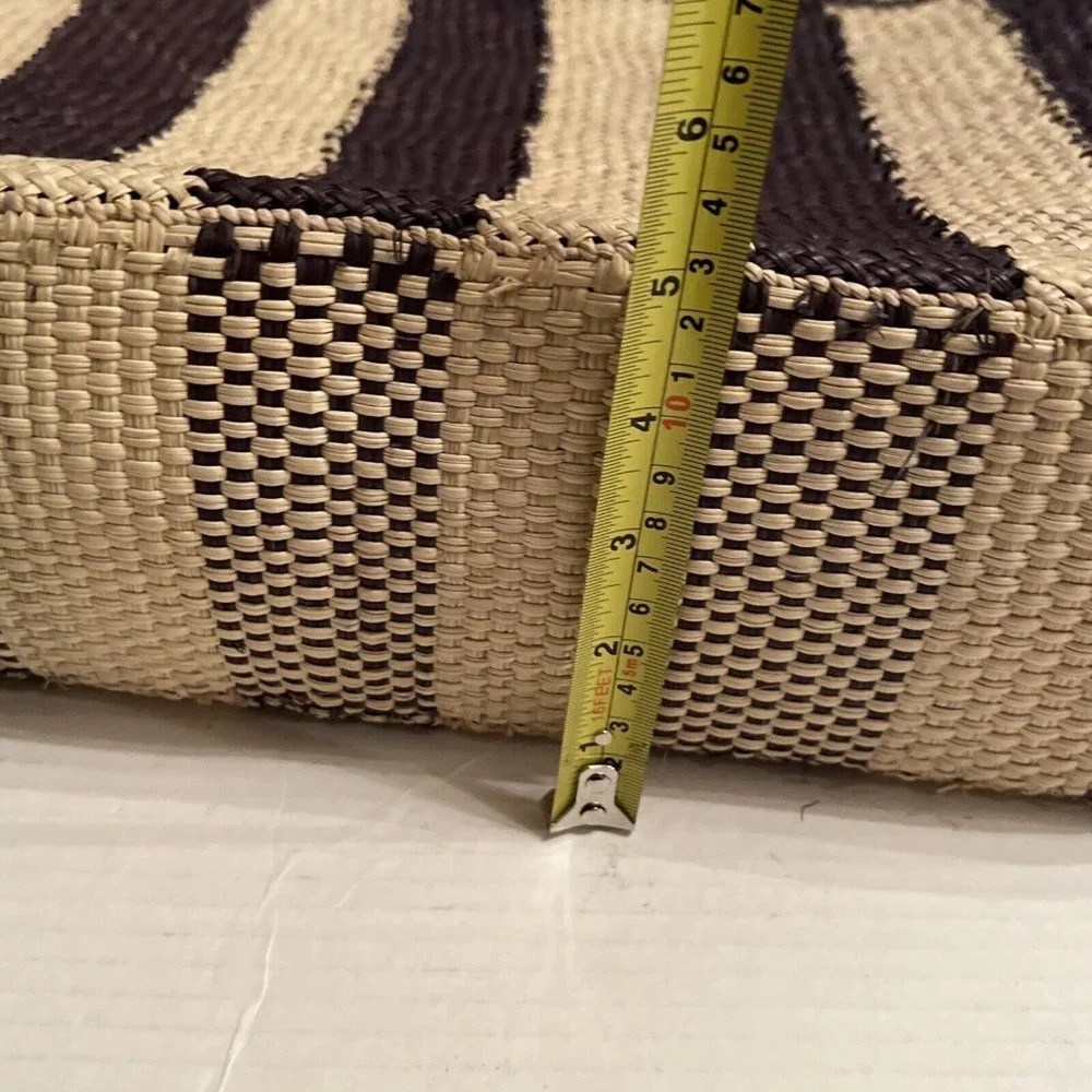 Veronica Beard Dans la Main Bag Handmade Iraca Palm Brown❤️Great gift❤️ - Picture 9 of 12